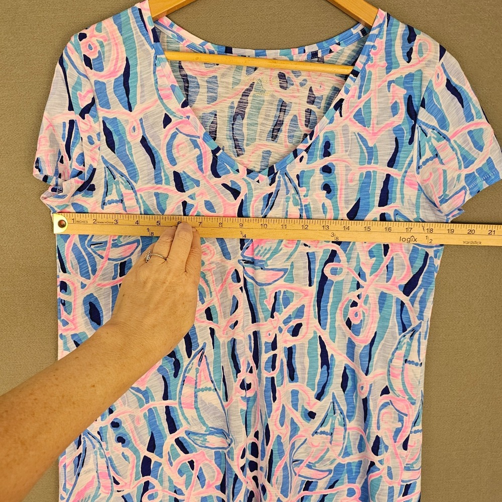 Lilly Pulitzer 100% Cotton VNeck Tee Top Womens M Lightweight Nautical Pink Blue - Picture 6 of 10
